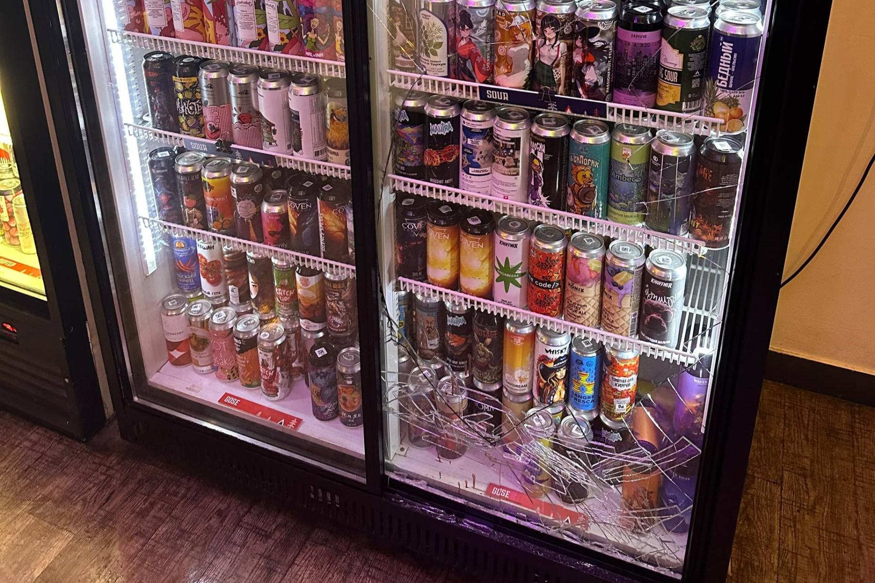 Фото Драка в новосибирском баре закончилась предложением руки и сердца 2 - Сиб.ФМ Фото Драка в новосибирском баре закончилась предложением руки и сердца 2